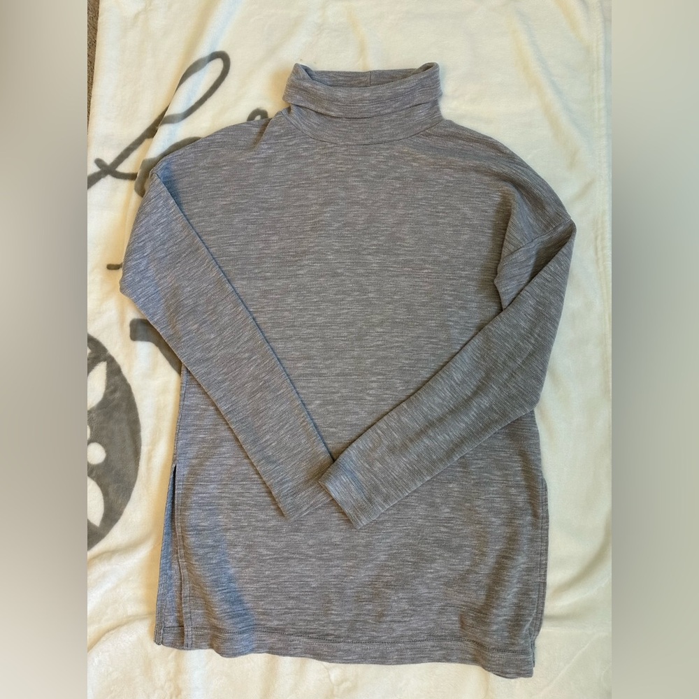 J. Crew Women's Gray Turtleneck Sweater - Picture 2 of 5